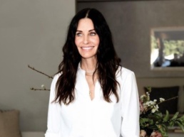 Courteney Cox - Foto: Reprodução / Instagram @courteneycoxofficial