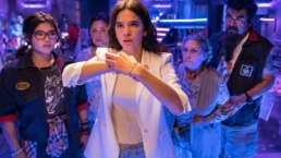 Bruna Marquezine é a única atriz entre os 10 brasileiros mais viciados em redes
