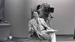 O nascimento de um império: como Silvio Santos criou o SBT