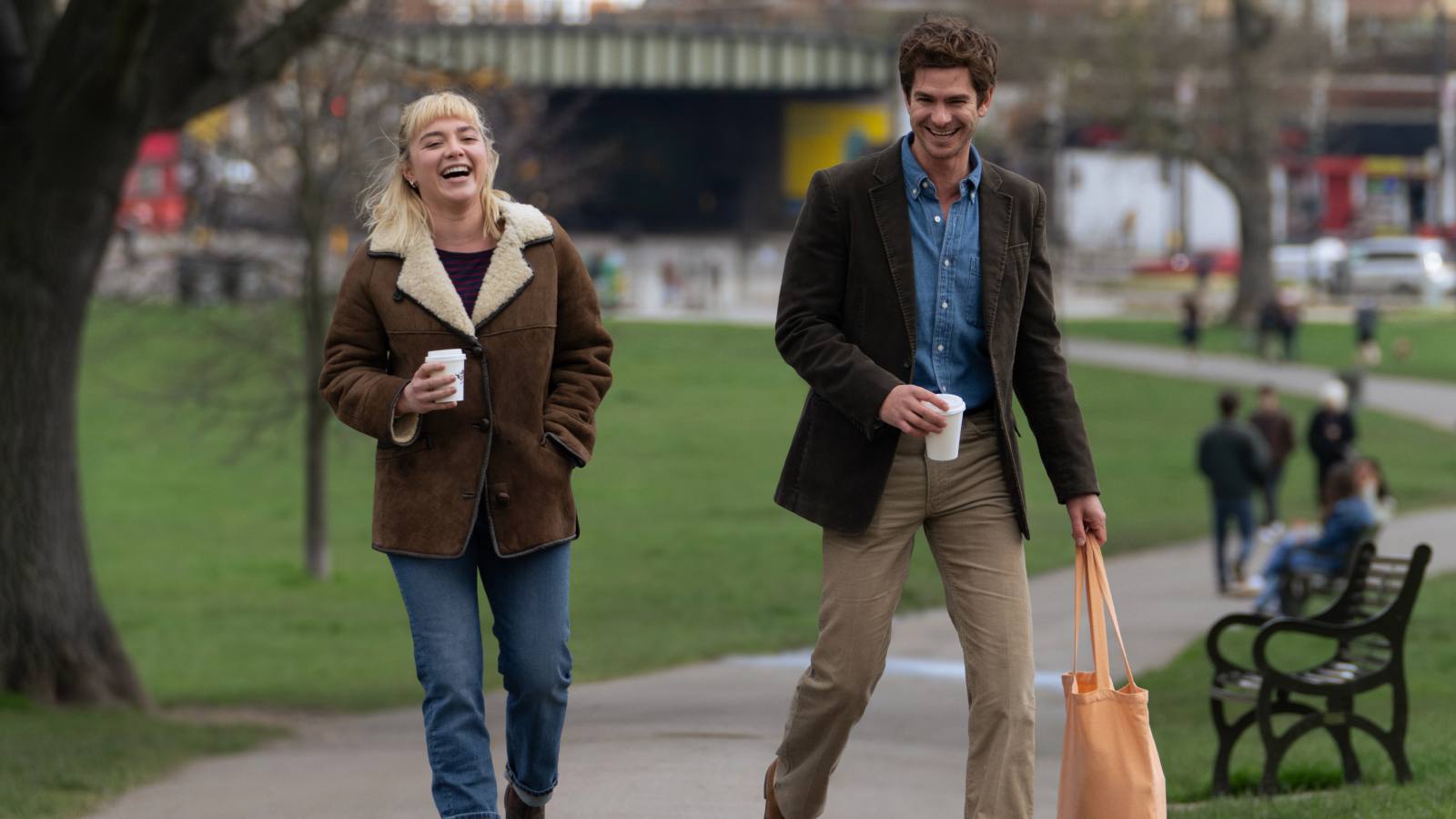 Florence Pugh e Andrew Garfield em cena de Todo Tempo Que Temos - Foto: Imagem Filmes