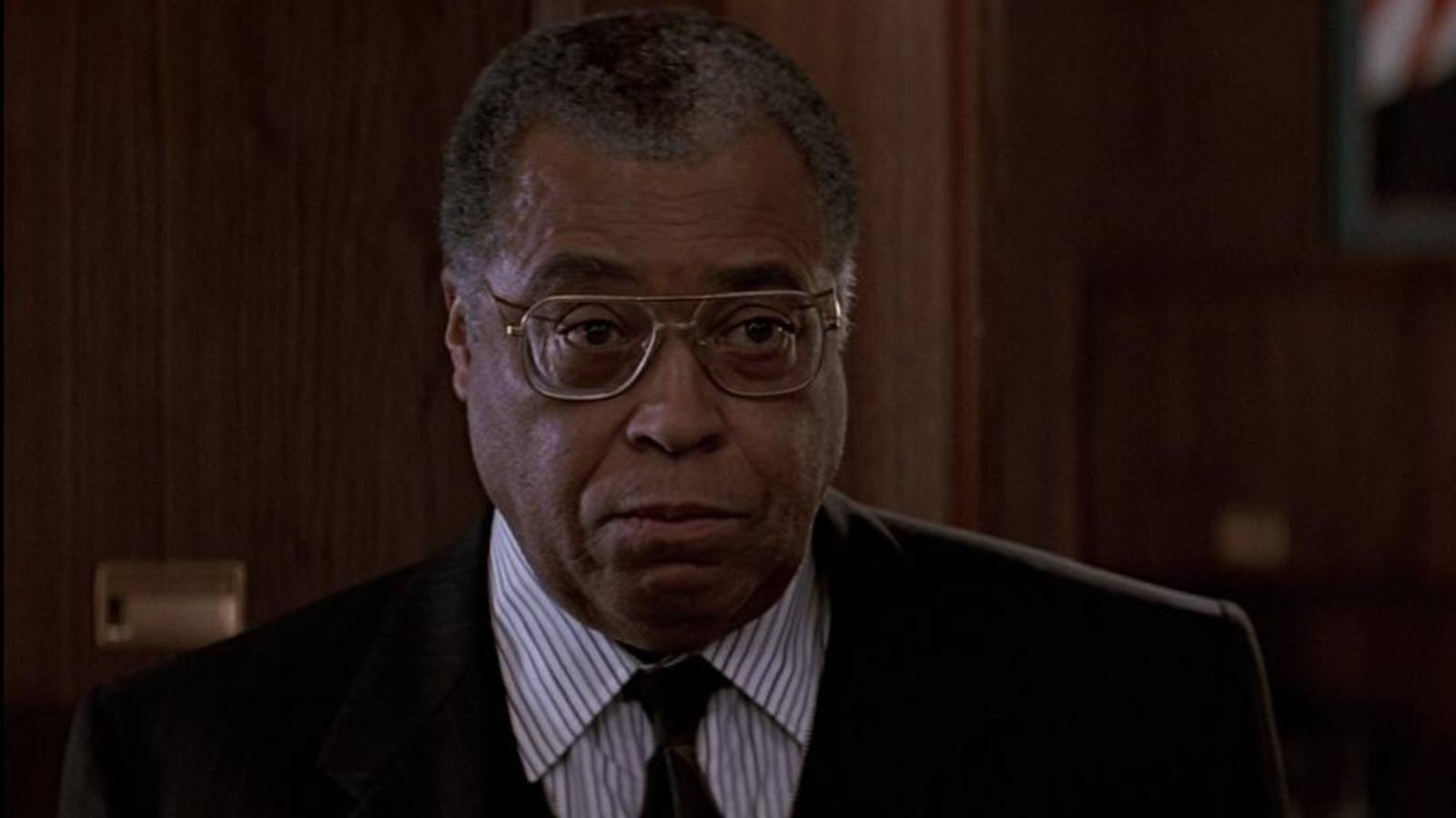 James Earl Jones em cena de Jogos Patrióticos - Foto: Paramount