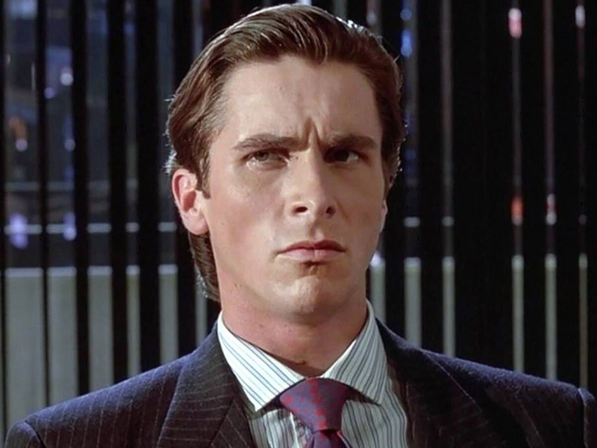 Christian Bale em Psicopata Americano; veja o final explicado do filme - Foto: Reprodução