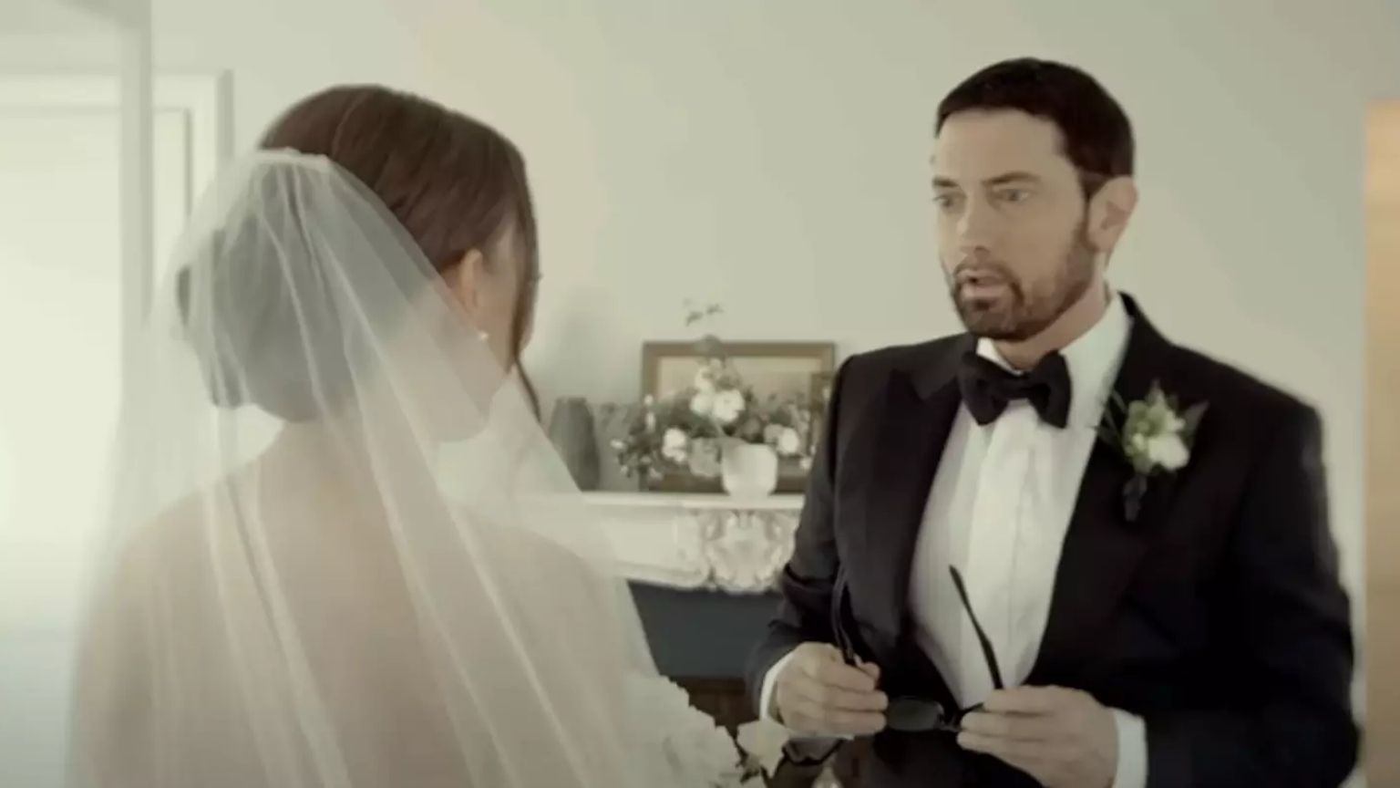 Eminem lança novo videoclipe com belas mensagens para a filha Hailey