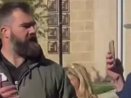Jason Kelce reage a provocação sobre seu irmão, Travis Kelce, e Taylor Swift - Foto: Twitter