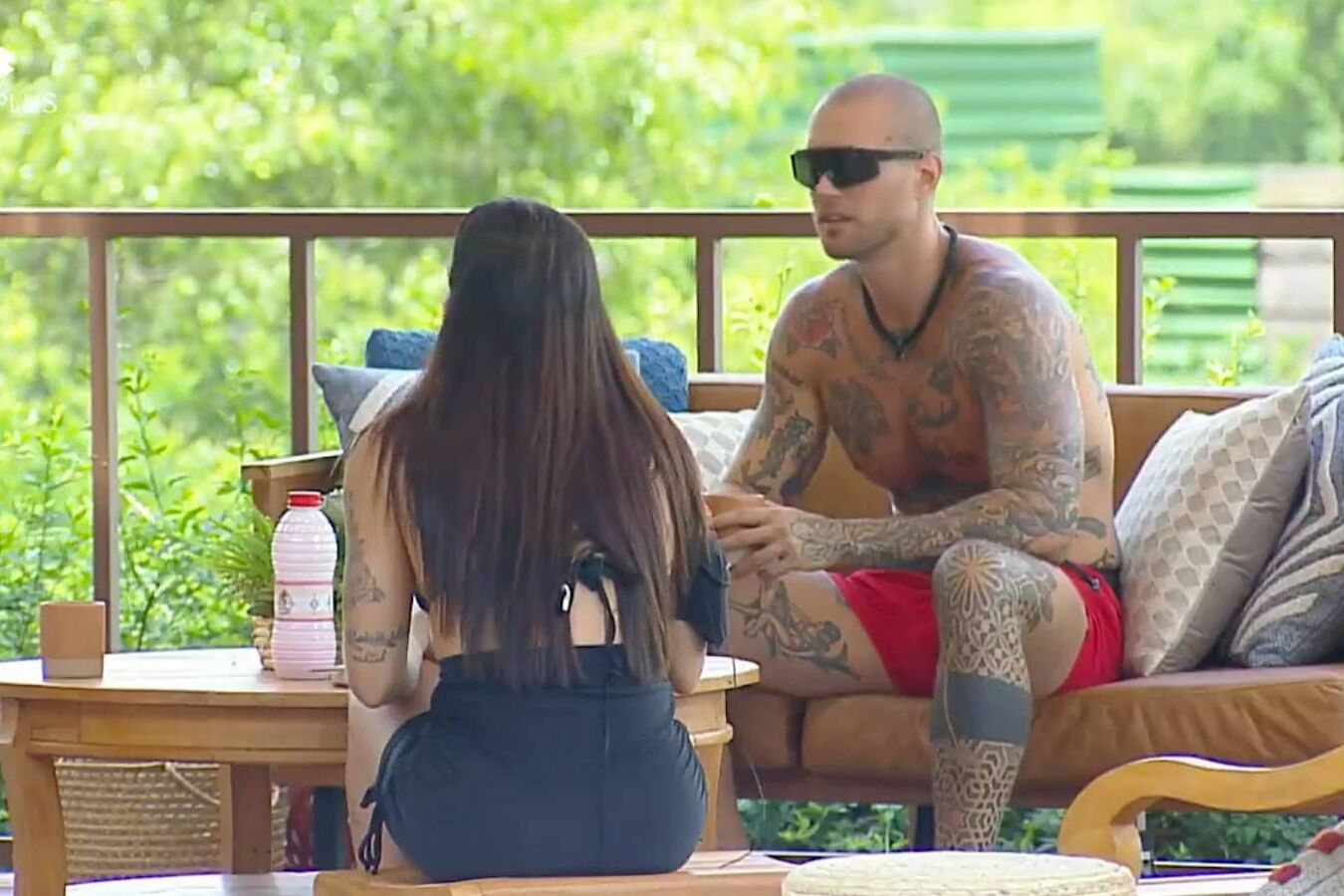 Yuri conversa com Luana sobre pedido de desculpas de Albert em A Fazenda 16 - Foto: Record
