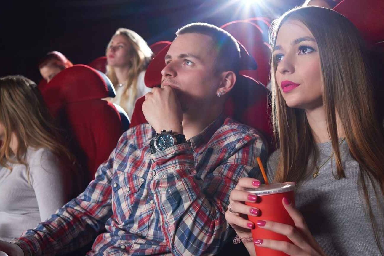 Sessões de cinema viram palco de tumultos e comportamento desregrado pós-pandemia