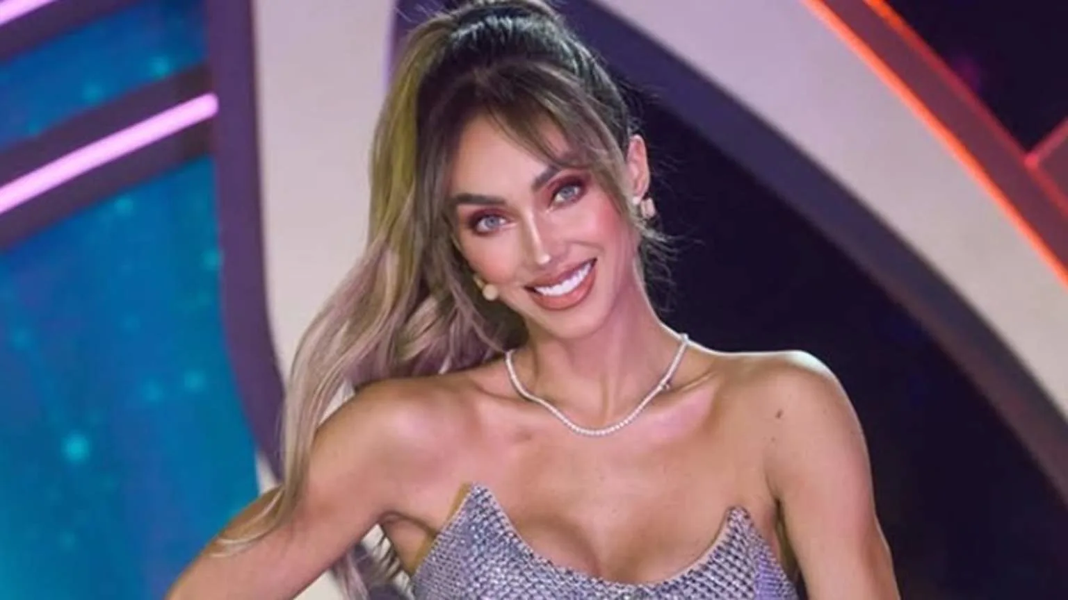 Anahí nega envolvimento em suposta fraude no