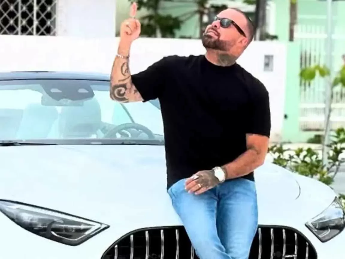 Influenciador morre após anestesia para tatuagem em hospital de SC