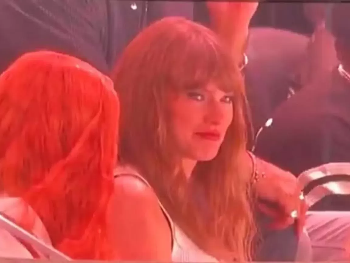 Taylor Swift é vaiada no Super Bowl 2025 e reação viraliza nas redes