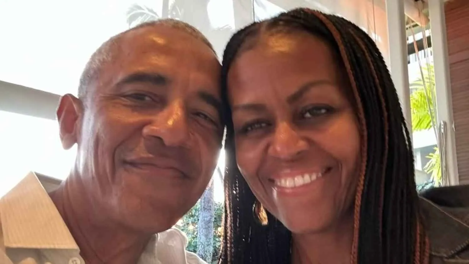 Michelle Obama reflete sobre positividade, redes sociais e casamento em novo podcast