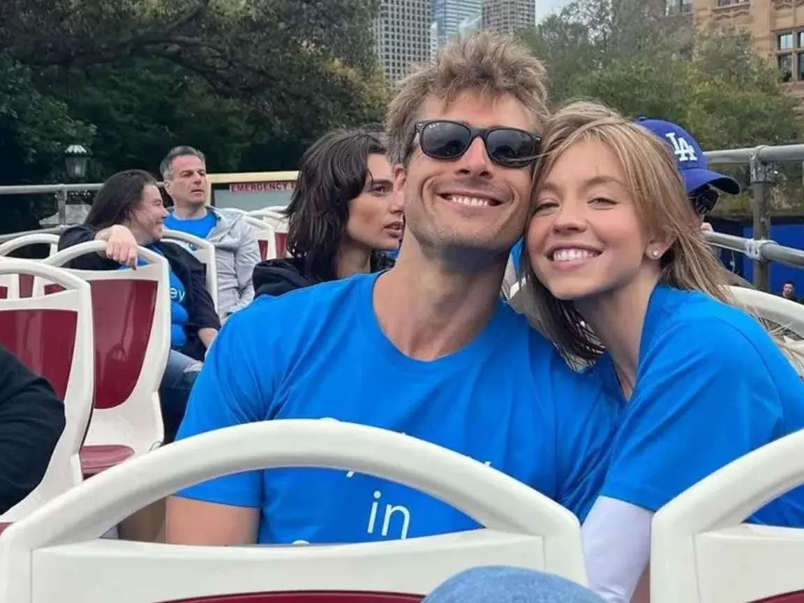 Sydney Sweeney alimenta rumores de separação ao apagar foto com noivo