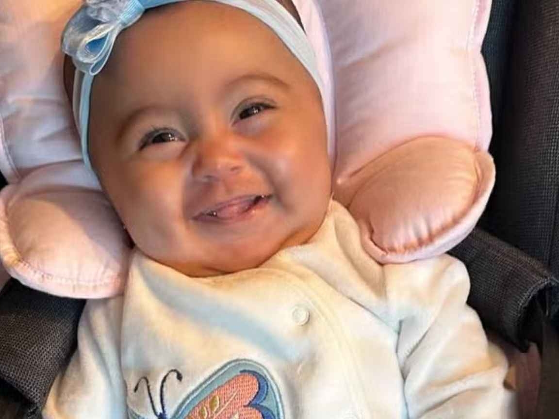 Graciele Lacerda compartilha momento fofo com a filha Clara, vestida de borboleta