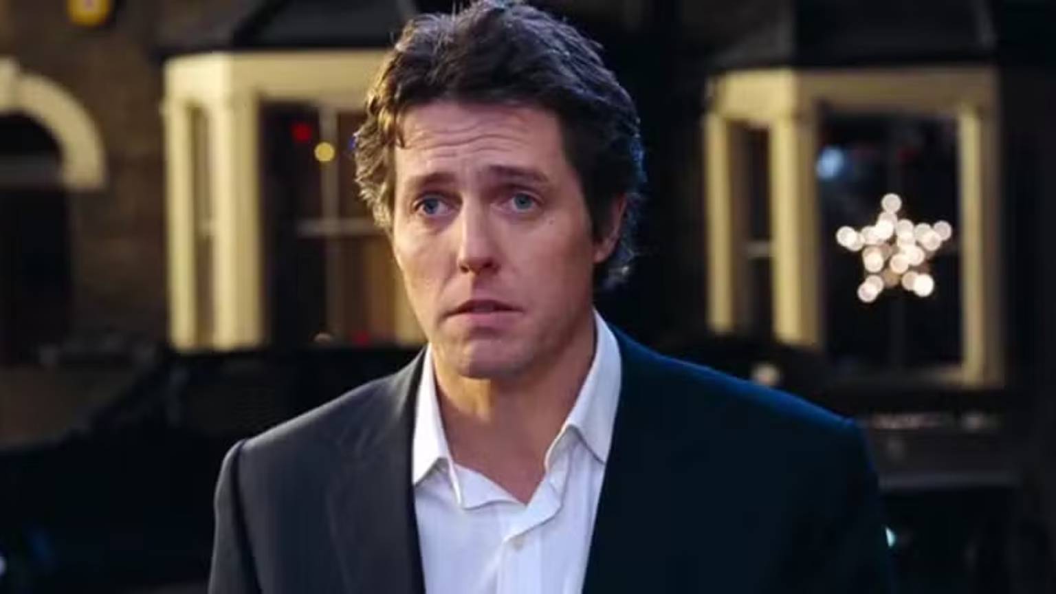 Hugh Grant denuncia abordagem