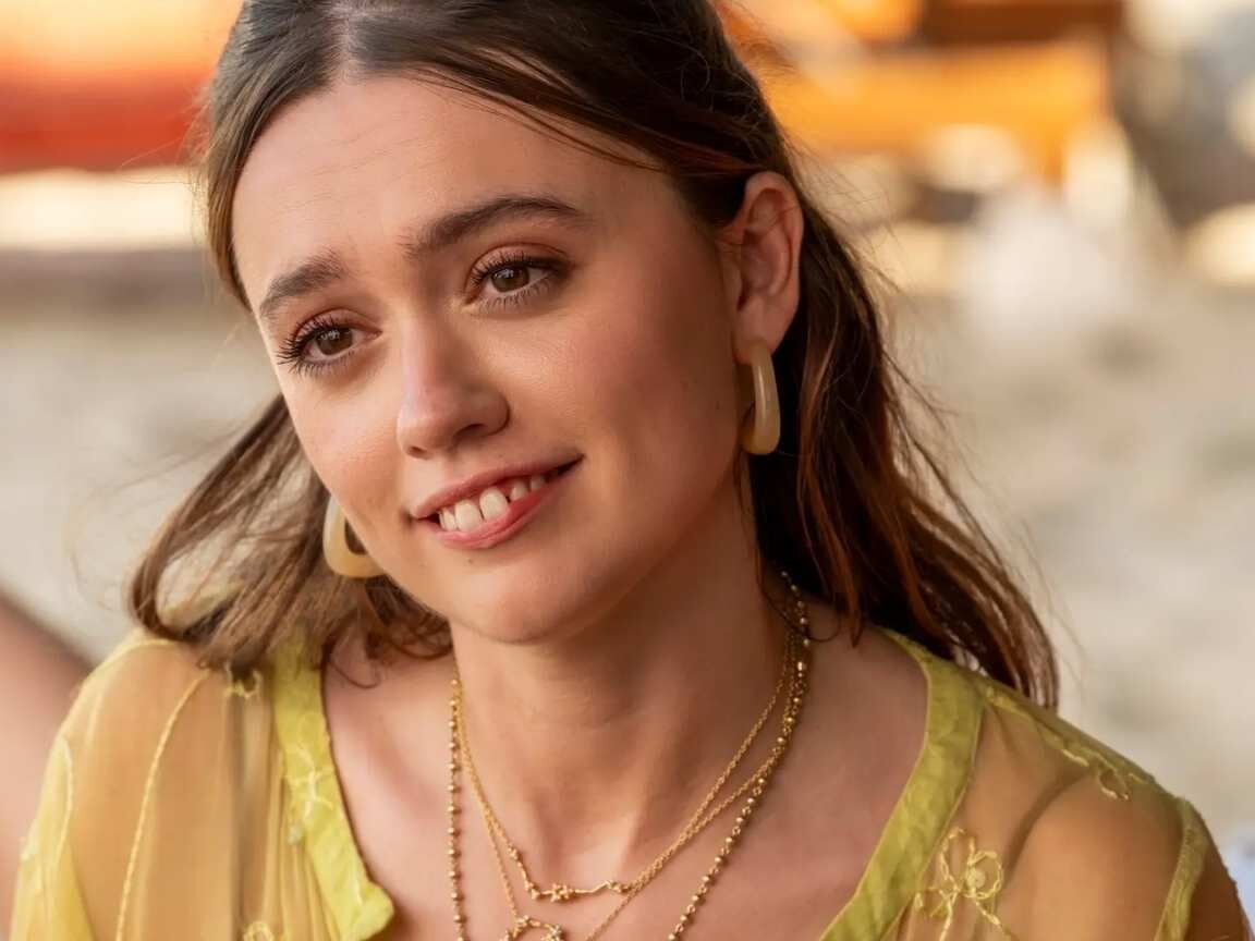 Atriz de The White Lotus, Aimee Lou Wood, desabafa: