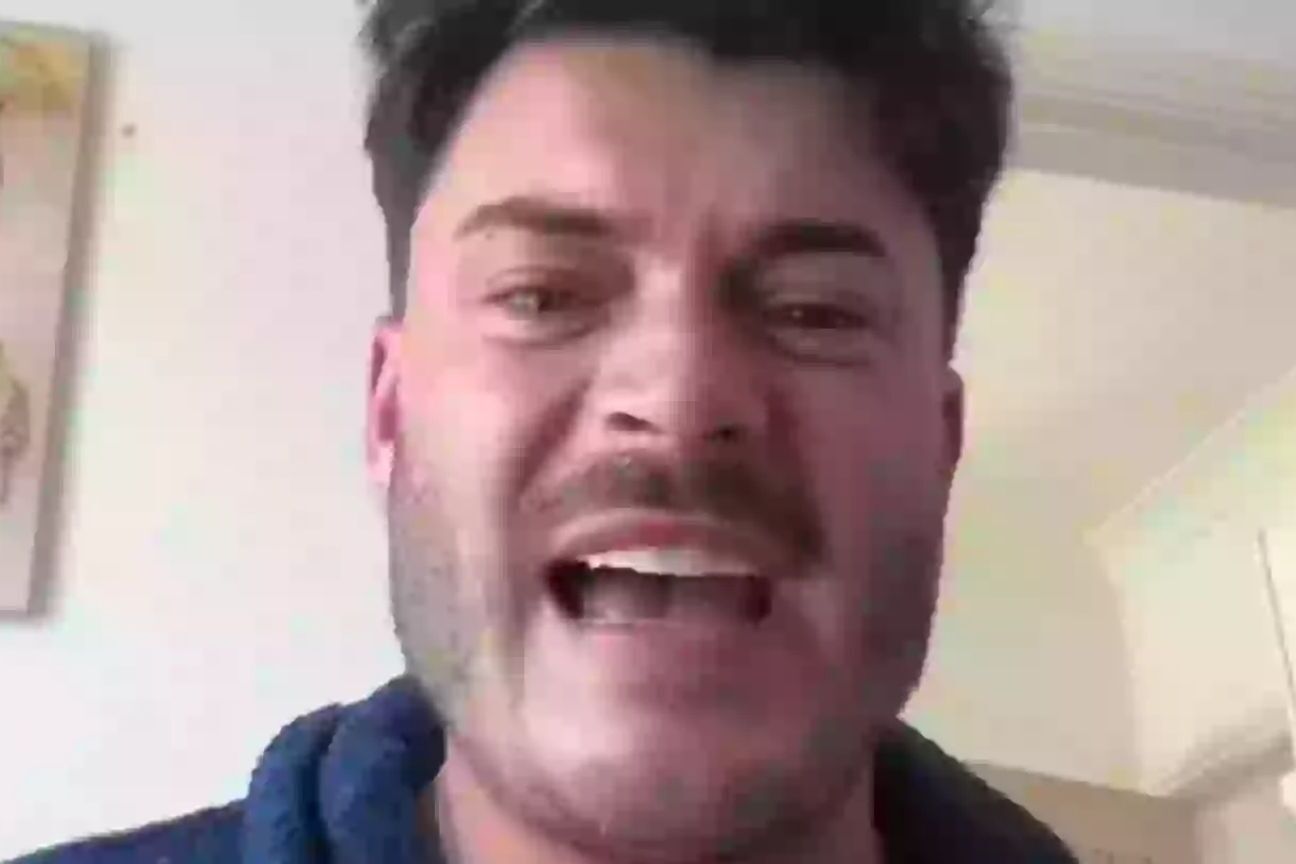 Britânico é demitido após chefes imprimirem 50 horas de histórico de pesquisa online