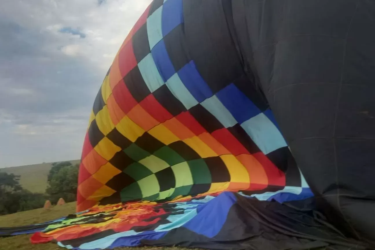 Susto no céu de Sorocaba: Balão faz pouso forçado, mas piloto e especialista negam emergência