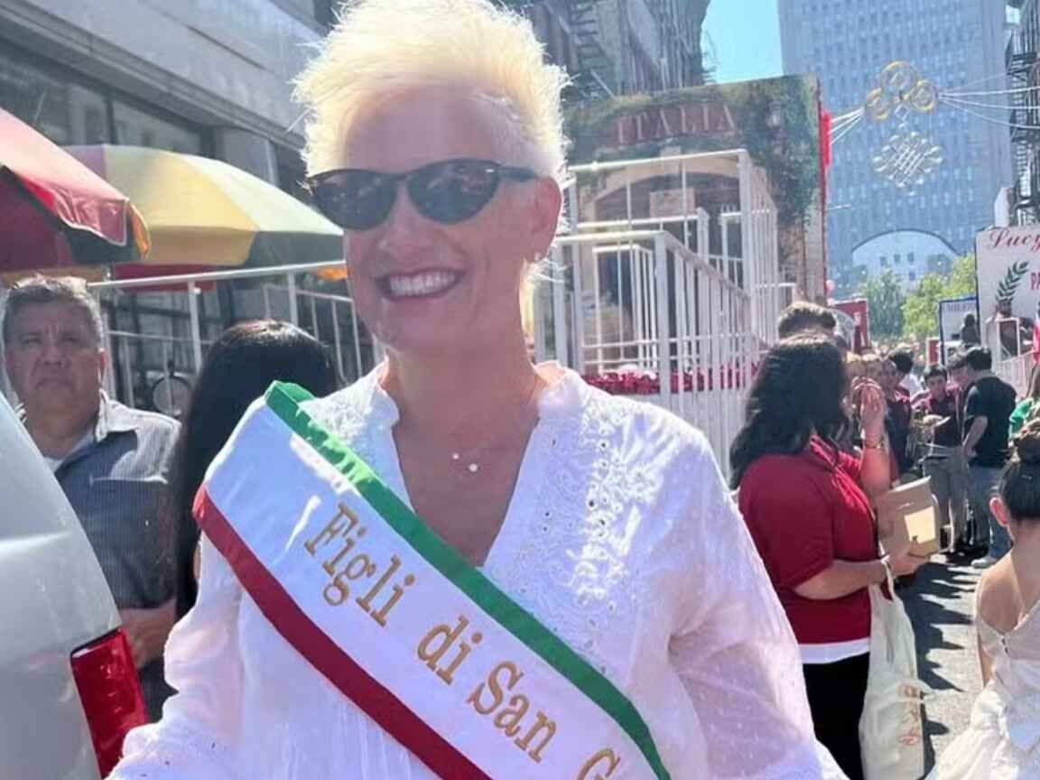 Morte da chef Anne Burrell: polícia investiga overdose após corpo ser achado com 100 comprimidos