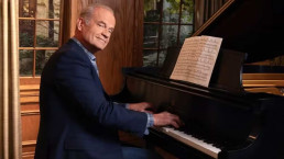 Kelsey Grammer, o Fera da Marvel, será pai pela oitava vez aos 70 anos