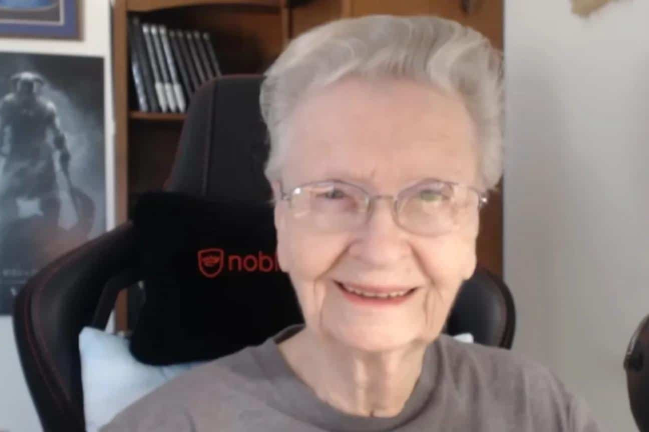 Aos 89 anos, 'Vovó de Skyrim' anuncia aposentadoria: 'Não estou mais me divertindo'