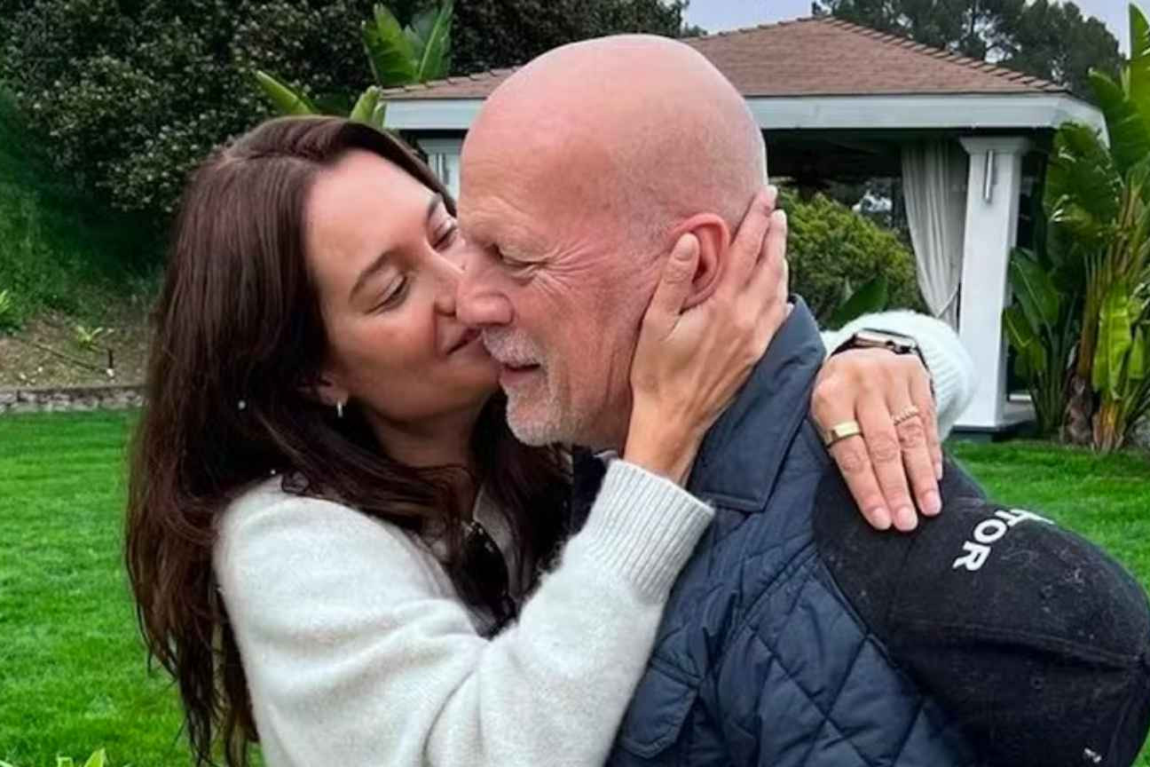 Bruce Willis não consegue mais se comunicar, revela a esposa Emma Heming