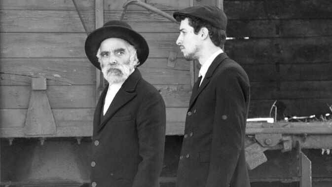 Crítica | 1945 - As culpas do passado e os temores do futuro