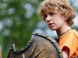 Percy Jackson dobrou audiência após estreia no Disney+