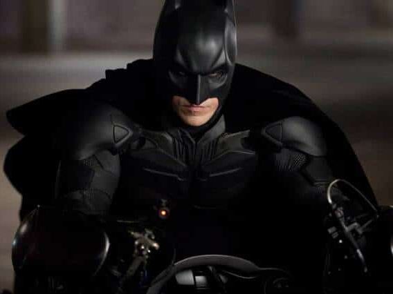 Nolan afirma que trilogia do Batman se trata sobre terrorismo e fascismo