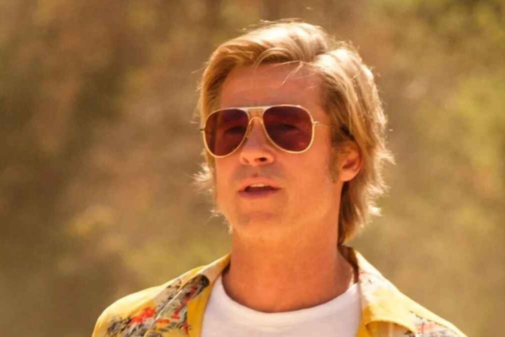 Brad Pitt em cena de Era Uma Vez Em Hollywood, de Quentin Tarantino - Foto: Sony