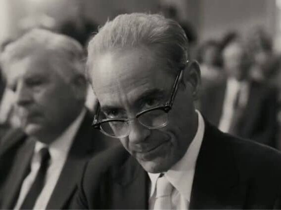 Robert Downey Jr. diz que Oppenheimer salvou a 