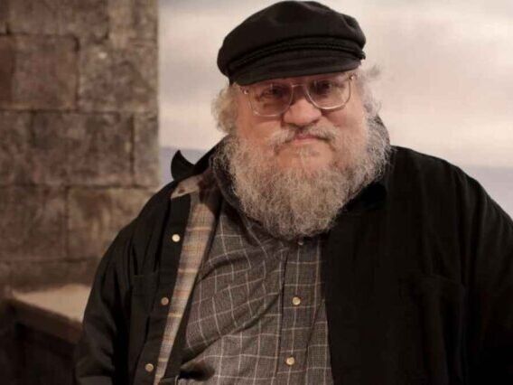 George R.R. Martin reclama na web sobre 