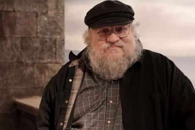 George R.R. Martin reclama na web sobre