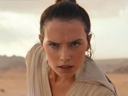 Atriz revela que novo filme de Star Wars terá personagens inéditos