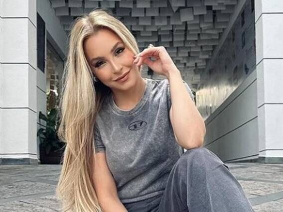 Carla Diaz - Foto: Reprodução / Instagram @carladiaz
