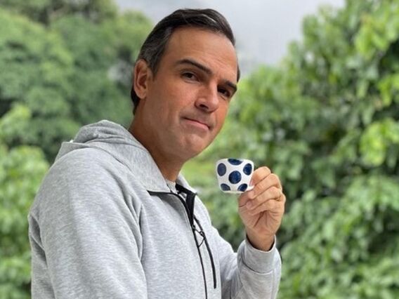 Tadeu Schmidt - Foto: Reprodução / Instagram @tadeuschmidt