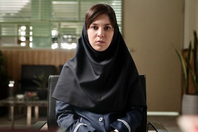 Crítica | Crônicas do Irã - Um retrato sarcástico e minimalista do brutal regime iraniano