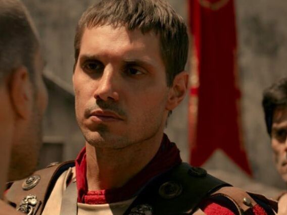 Crítica | Jorge da Capadócia - Épico nacional mistura novela da Record, Game of Thrones e axé music