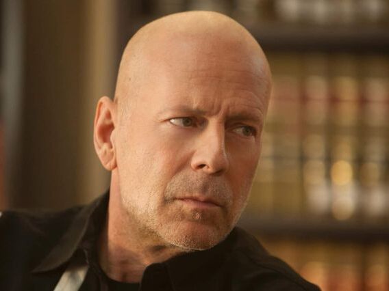 Bruce Willis não consegue mais falar, indica esposa