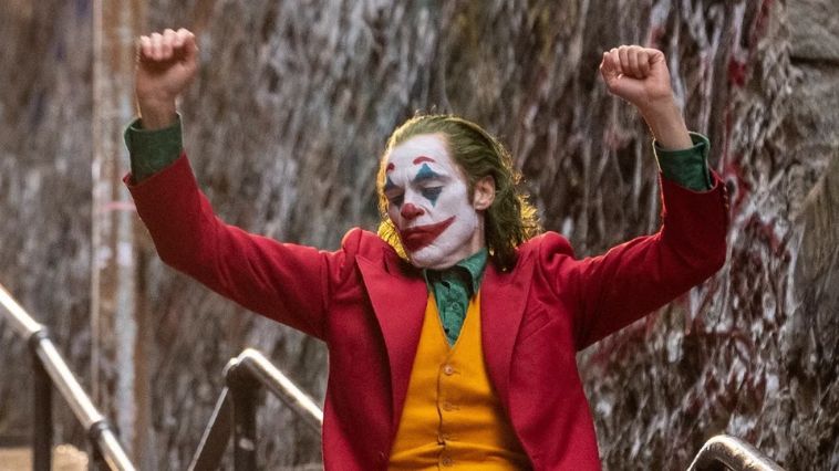 Homem ameaça chamar a polícia depois de cinema não exibir trailer de Coringa 2