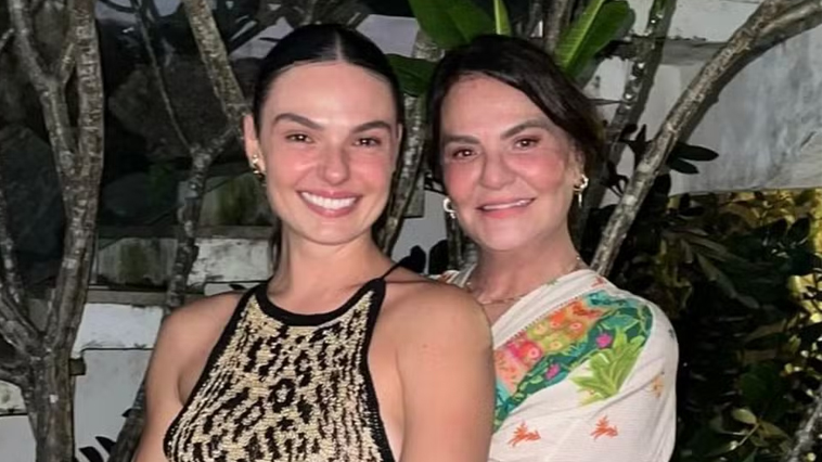 Isis Valverde e Rosalba Nable - Foto: Reprodução / Instagram @rosalbanable
