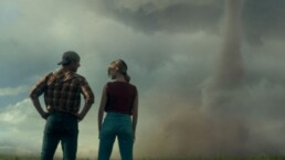 Twisters surpreende na bilheteria americana com abertura de US$ 80 mi