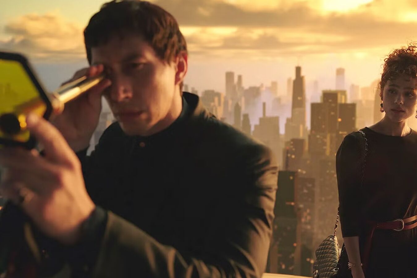 Adam Driver e Nathalie Emmanuel em cena de Megalópolis | Créditos: Divulgação