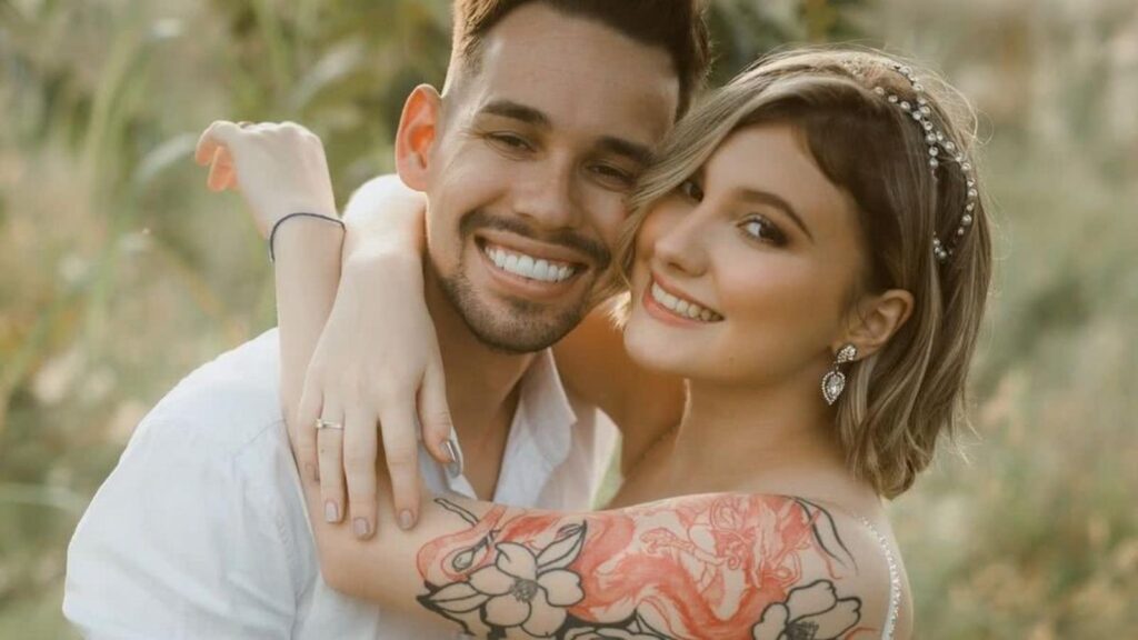 Isabel Veloso e o marido - Foto: Instagram @isabelvelosoo
