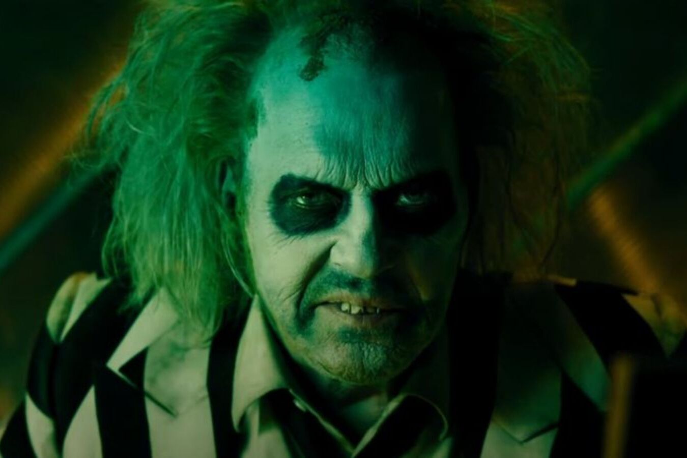 Tim Burton acha Beetlejuice 3 uma ideia improvável: 'talvez, mas duvido'