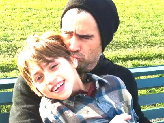 Colin Farrell abre fundação para síndrome rara em homenagem ao filho