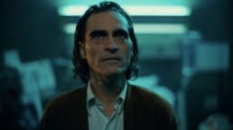 Filme de romance gay com Joaquin Phoenix é cancelado após desistência do ator
