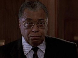 James Earl Jones em cena de Jogos Patrióticos - Foto: Paramount
