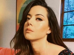 Aubrey Plaza revela que nunca usa calcinha - nem mesmo no trabalho