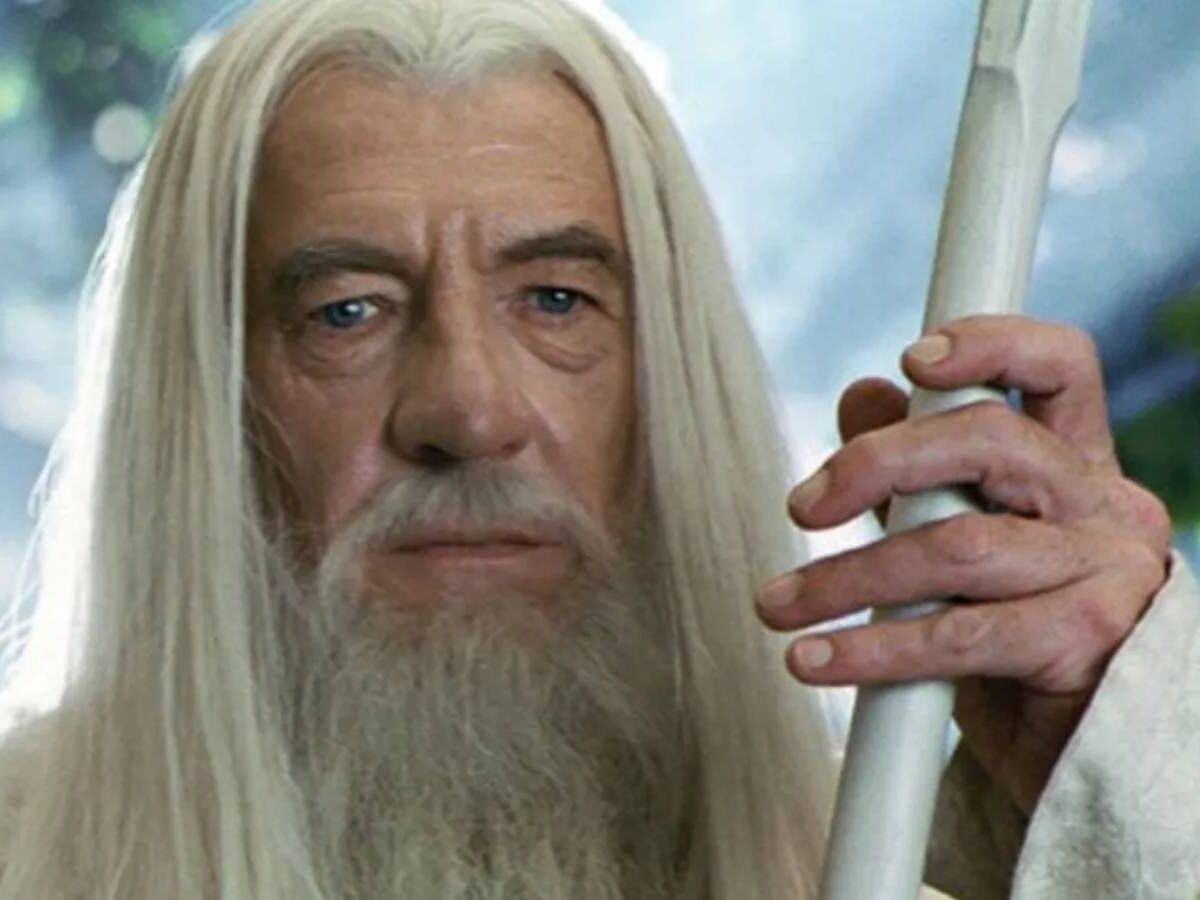 Ian McKellen foi procurado para retornar como Gandalf em novo Senhor dos Anéis
