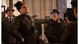 Diretor fala da série sobre Benito Mussolini: 'é um aviso contra a extrema-direita'