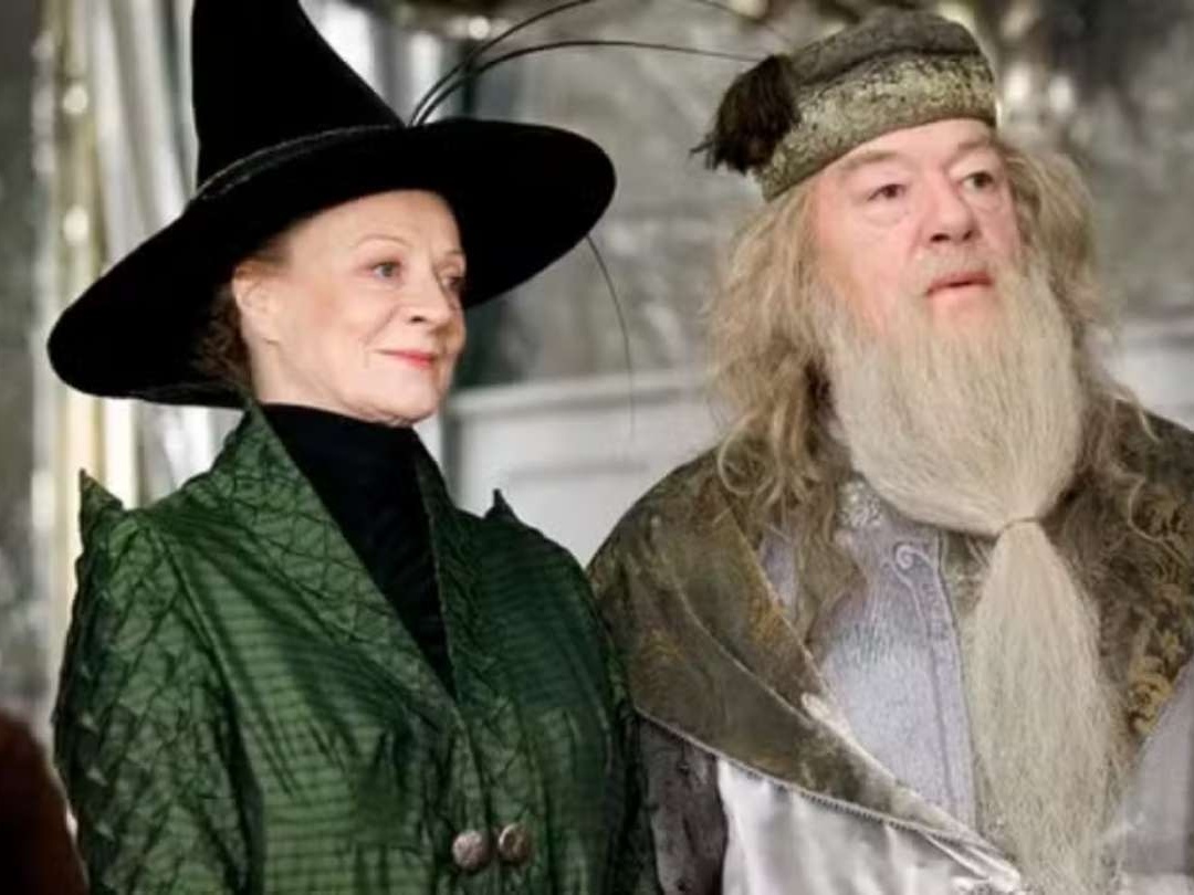 Maggie Smith morreu exatamente 1 ano após Michael Gambon, o Dumbledore